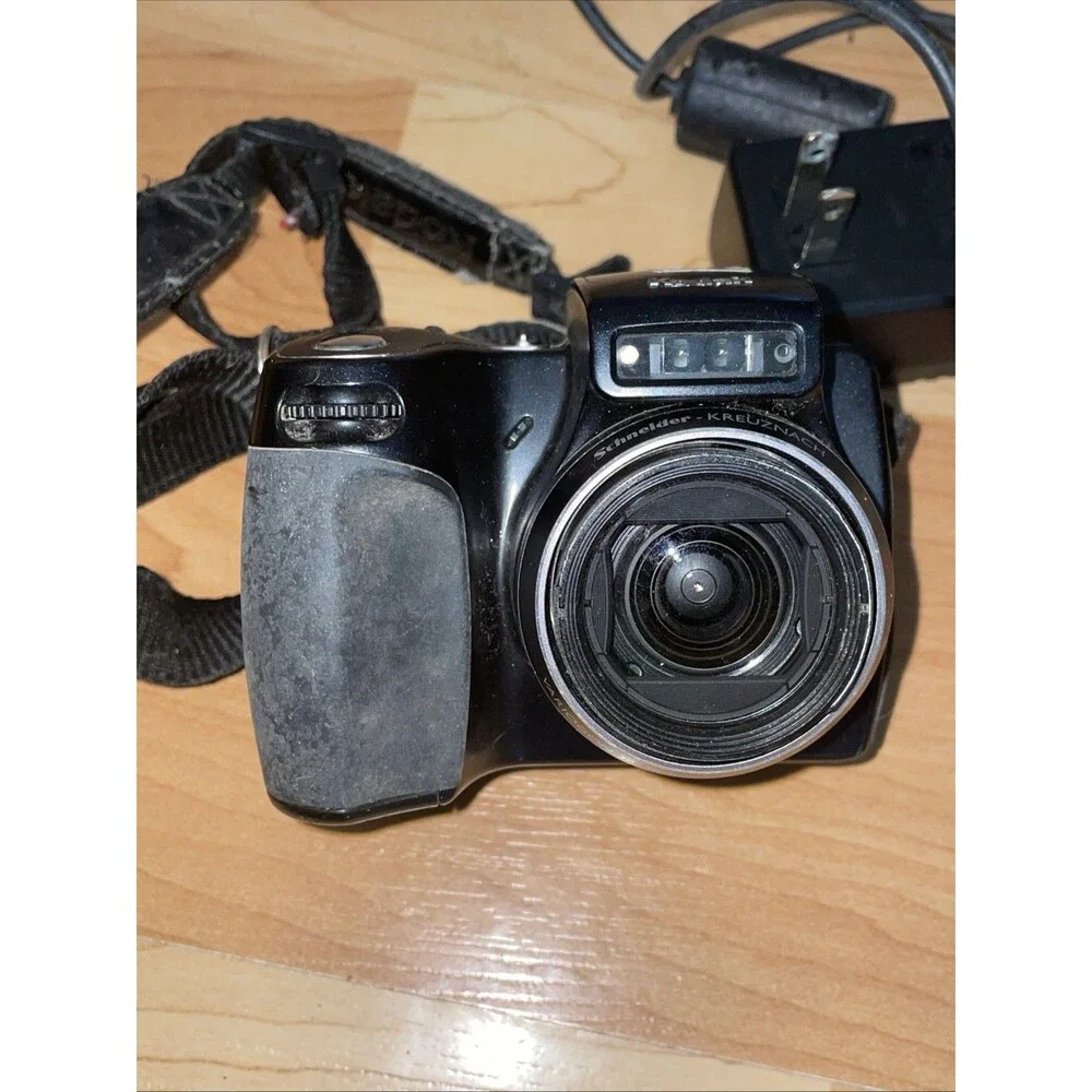Kodak EasyShare DX7590 5MP Digital Camera 10x Zoom Tested Works w/Battery & AC